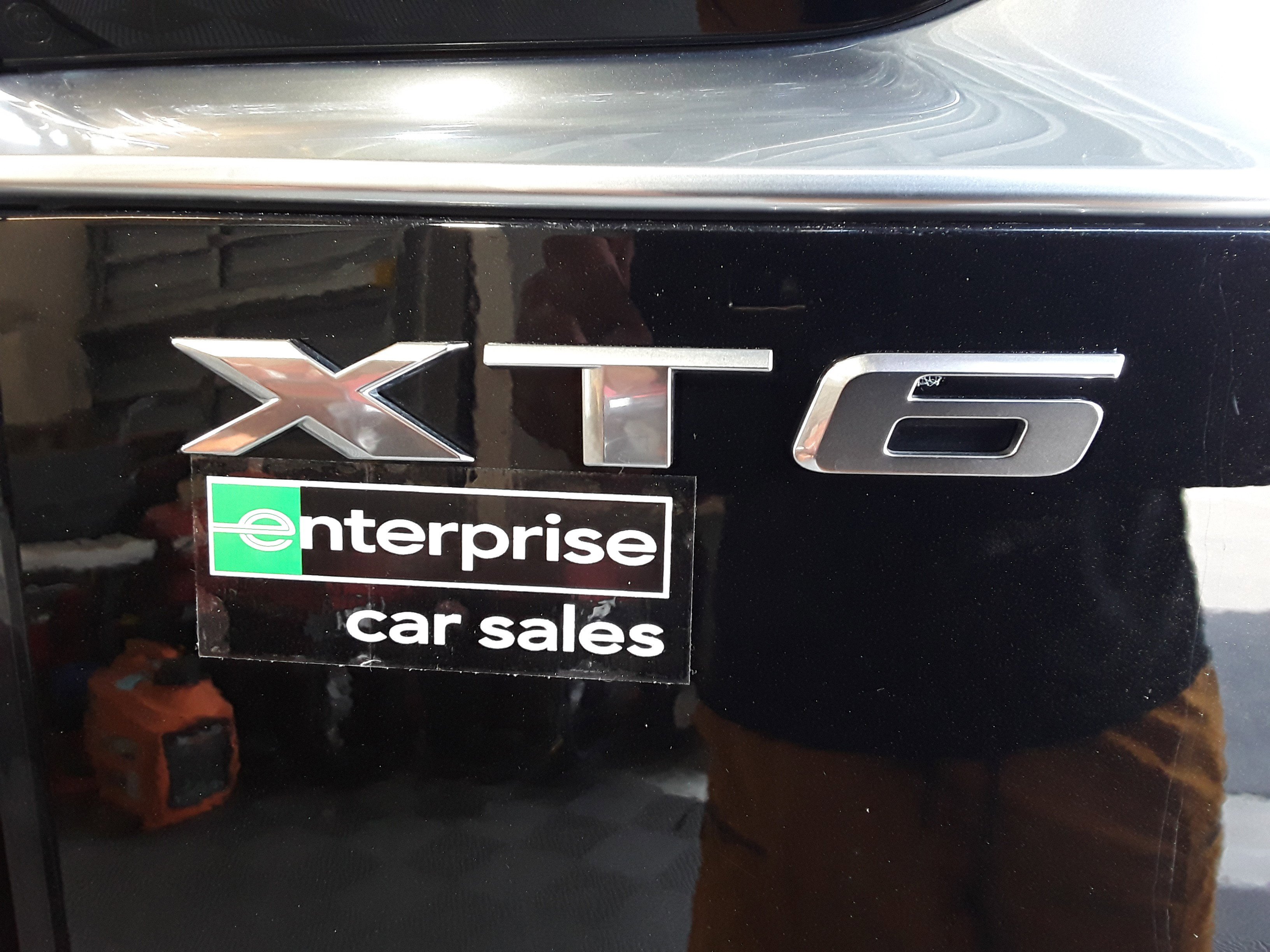 Vehicle image 29 of 34