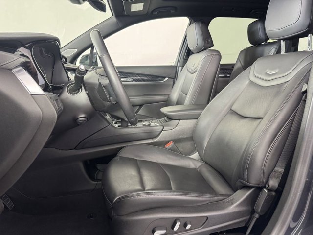 Vehicle image 16 of 36