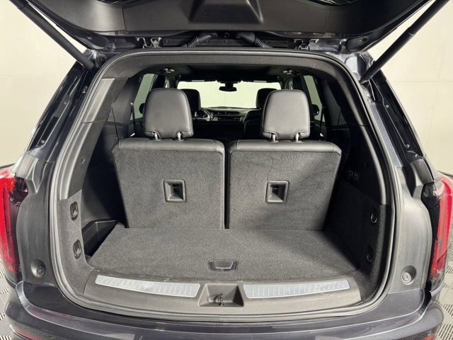 Vehicle image 14 of 36