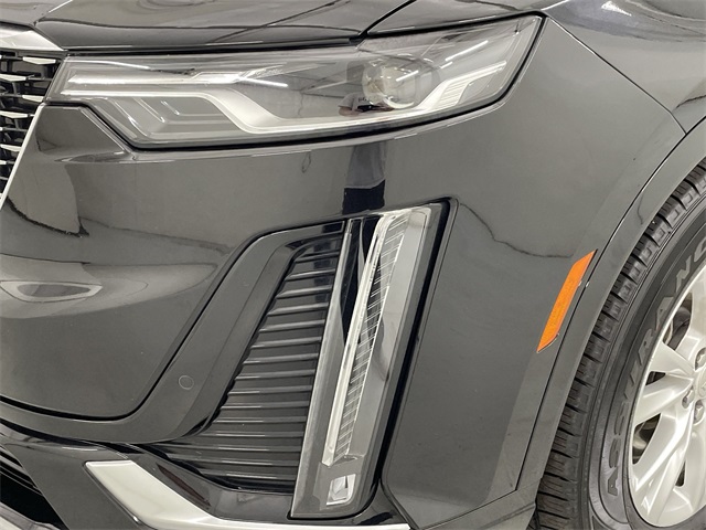 Vehicle image 23 of 27