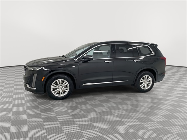 Vehicle image 2 of 27