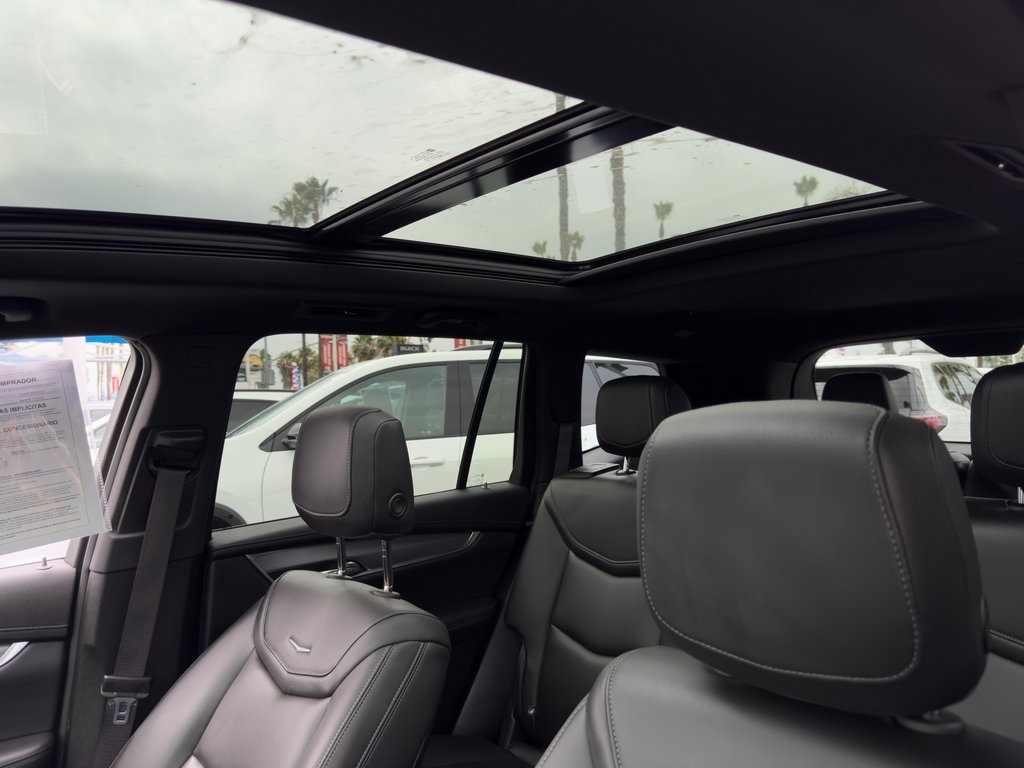 Vehicle image 28 of 29