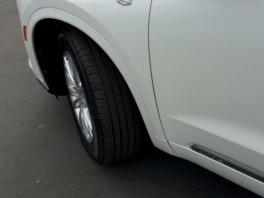 Vehicle image 10 of 29