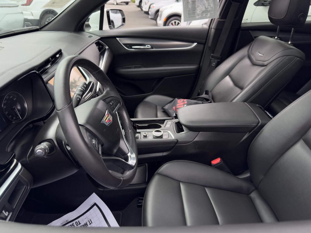 Vehicle image 13 of 29