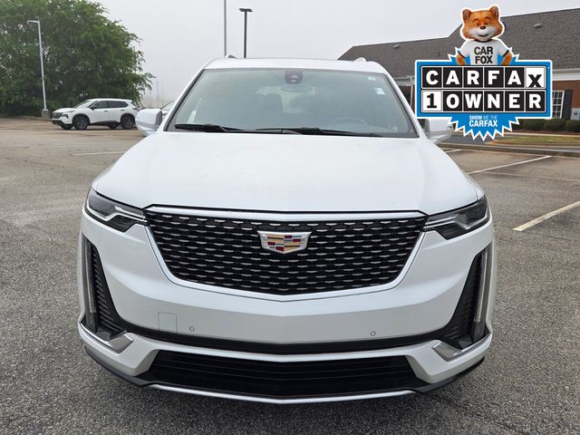 2023 Cadillac XT6 Luxury Image 2 of 33