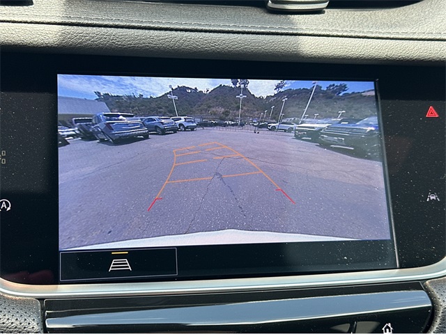 Vehicle image 15 of 23