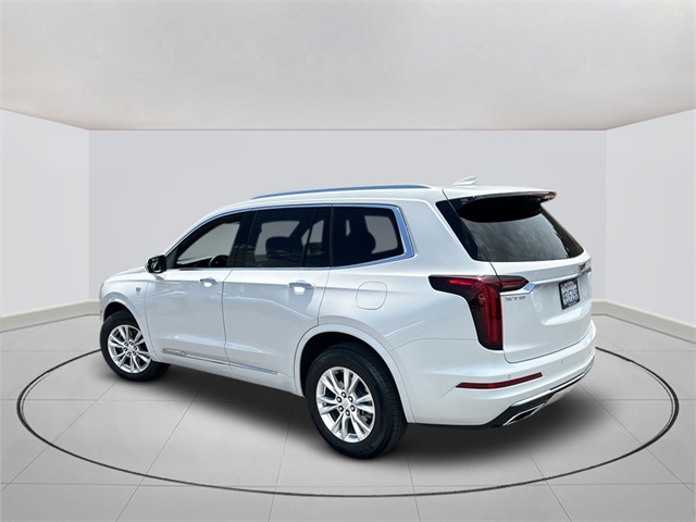 Vehicle image 5 of 23