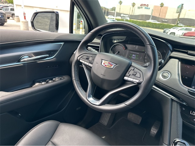 Vehicle image 12 of 23