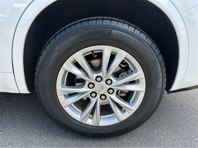 Vehicle image 6 of 23