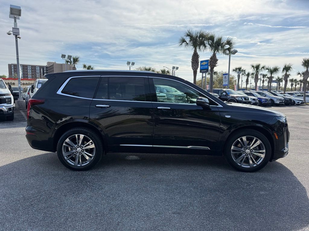 Vehicle image 5 of 35