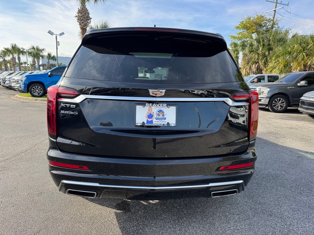 Vehicle image 7 of 35