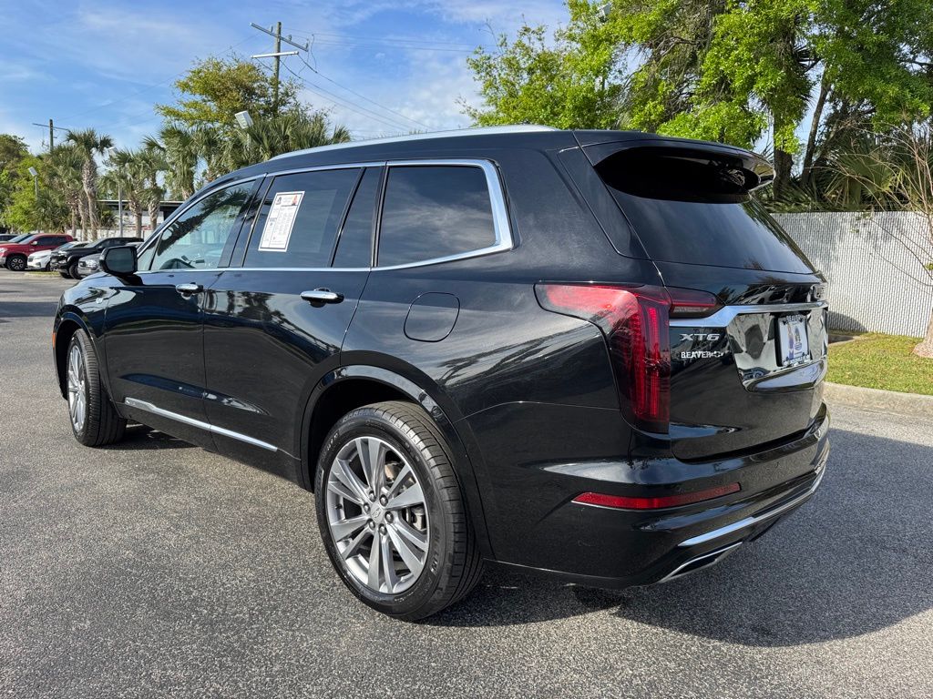 Vehicle image 8 of 35