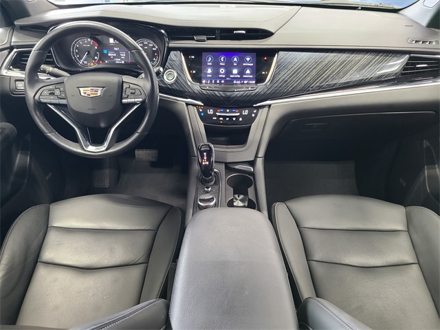 Vehicle image 22 of 44