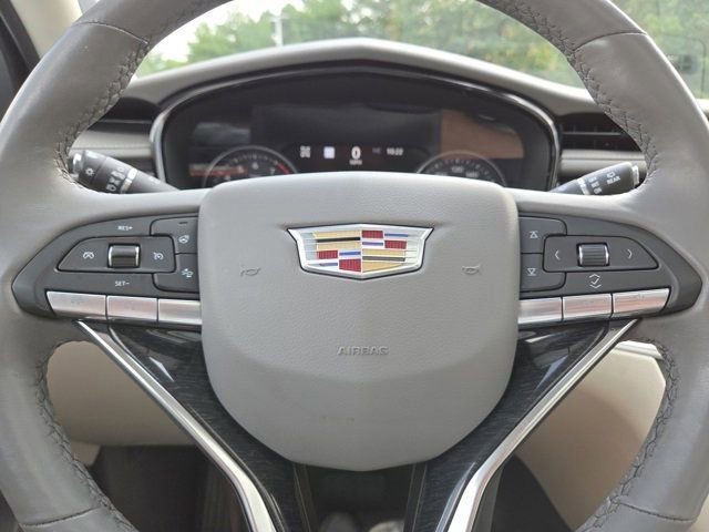 Vehicle image 25 of 31