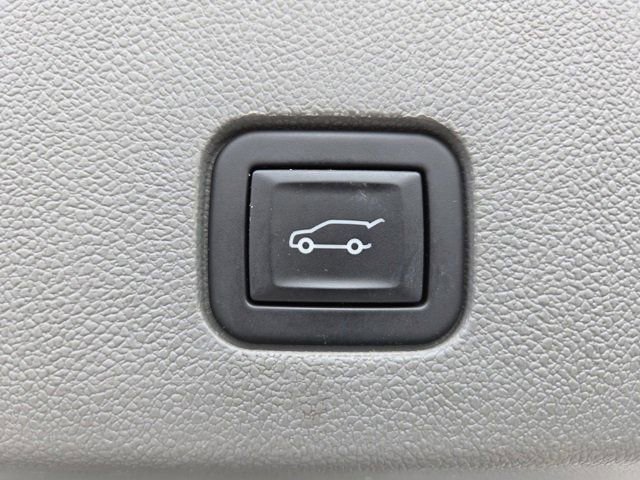 Vehicle image 30 of 31