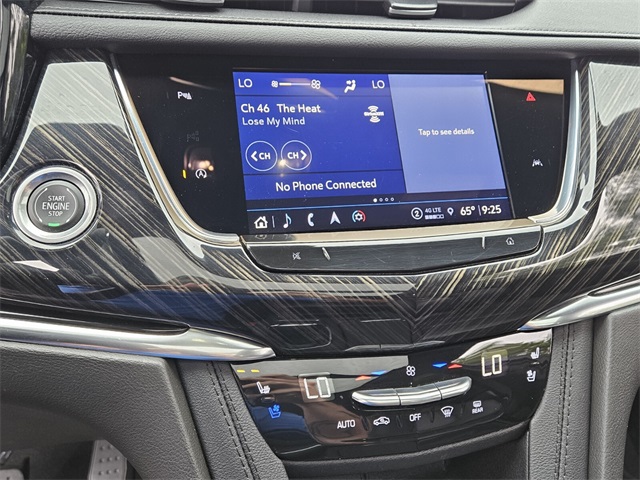 Vehicle image 26 of 32