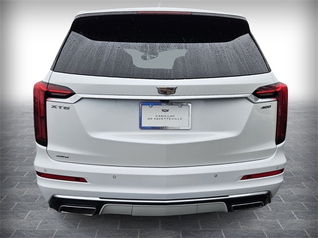 Vehicle image 4 of 32