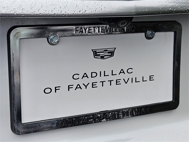Vehicle image 18 of 32