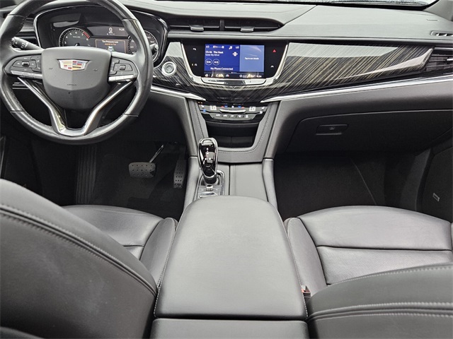 Vehicle image 14 of 32