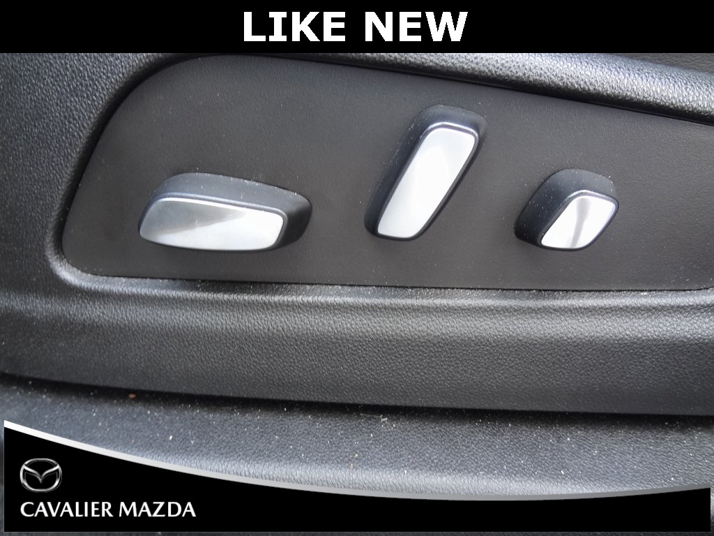 Vehicle image 12 of 48
