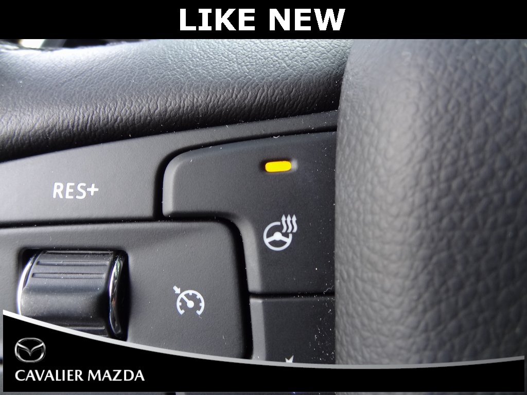 Vehicle image 32 of 48