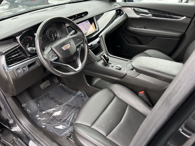Vehicle image 11 of 27