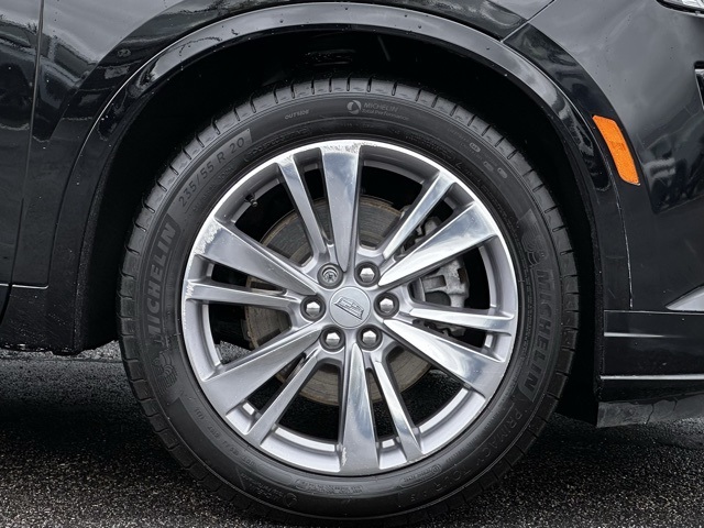 Vehicle image 24 of 27