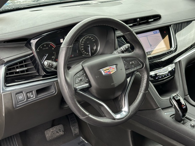 Vehicle image 12 of 27
