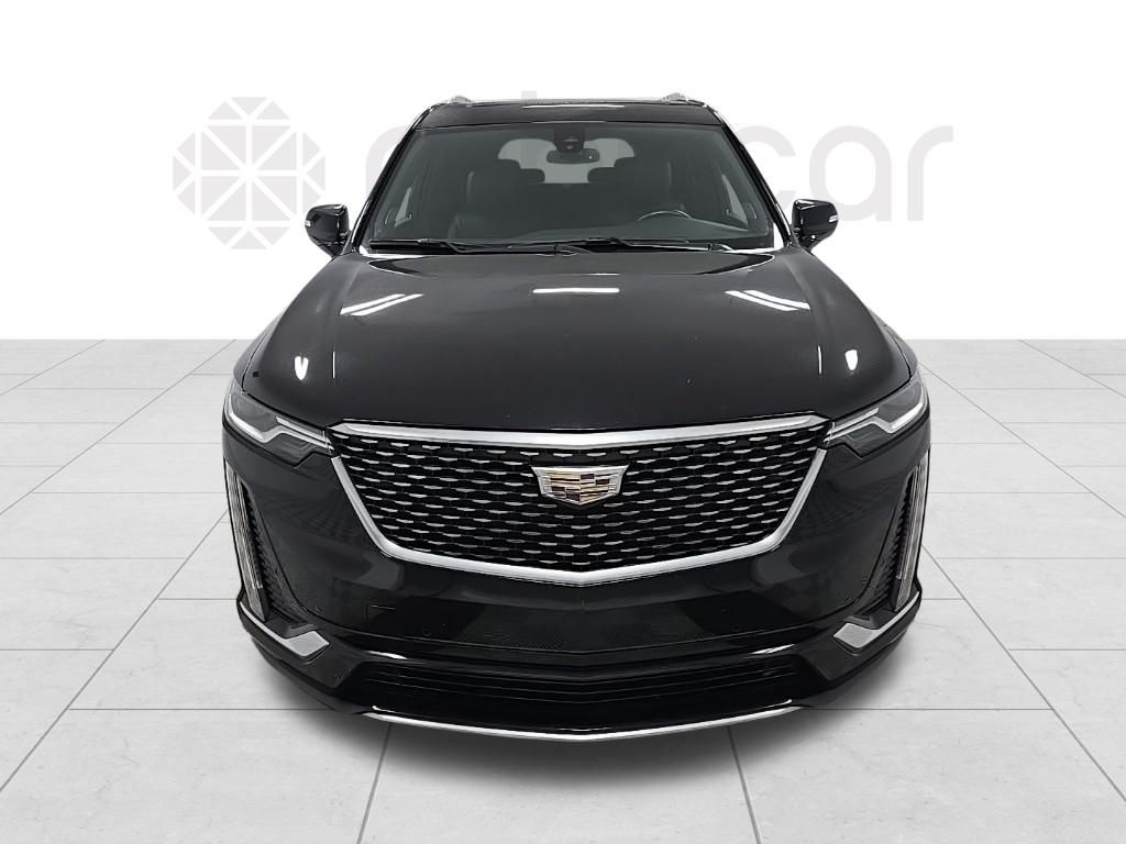 Vehicle image 2 of 33