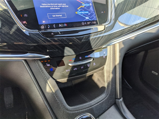 Vehicle image 31 of 36