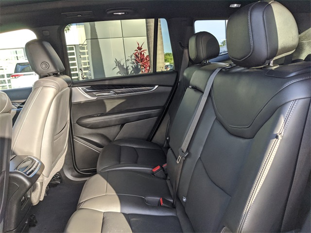 Vehicle image 9 of 36