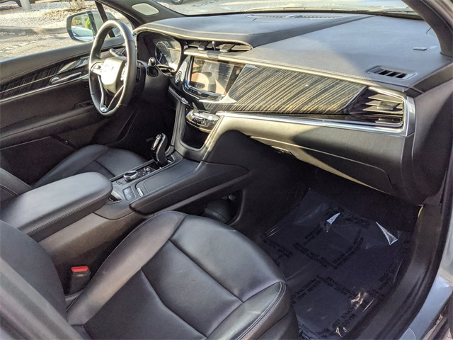 Vehicle image 14 of 36