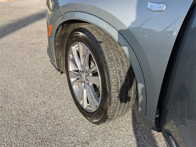 Vehicle image 7 of 36