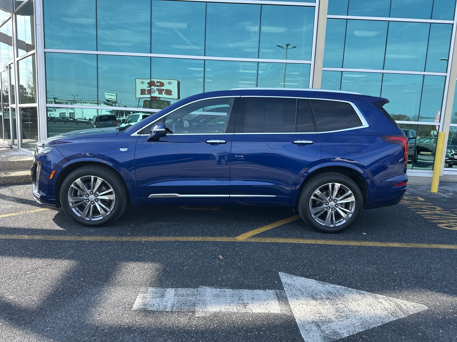 Vehicle image 5 of 36