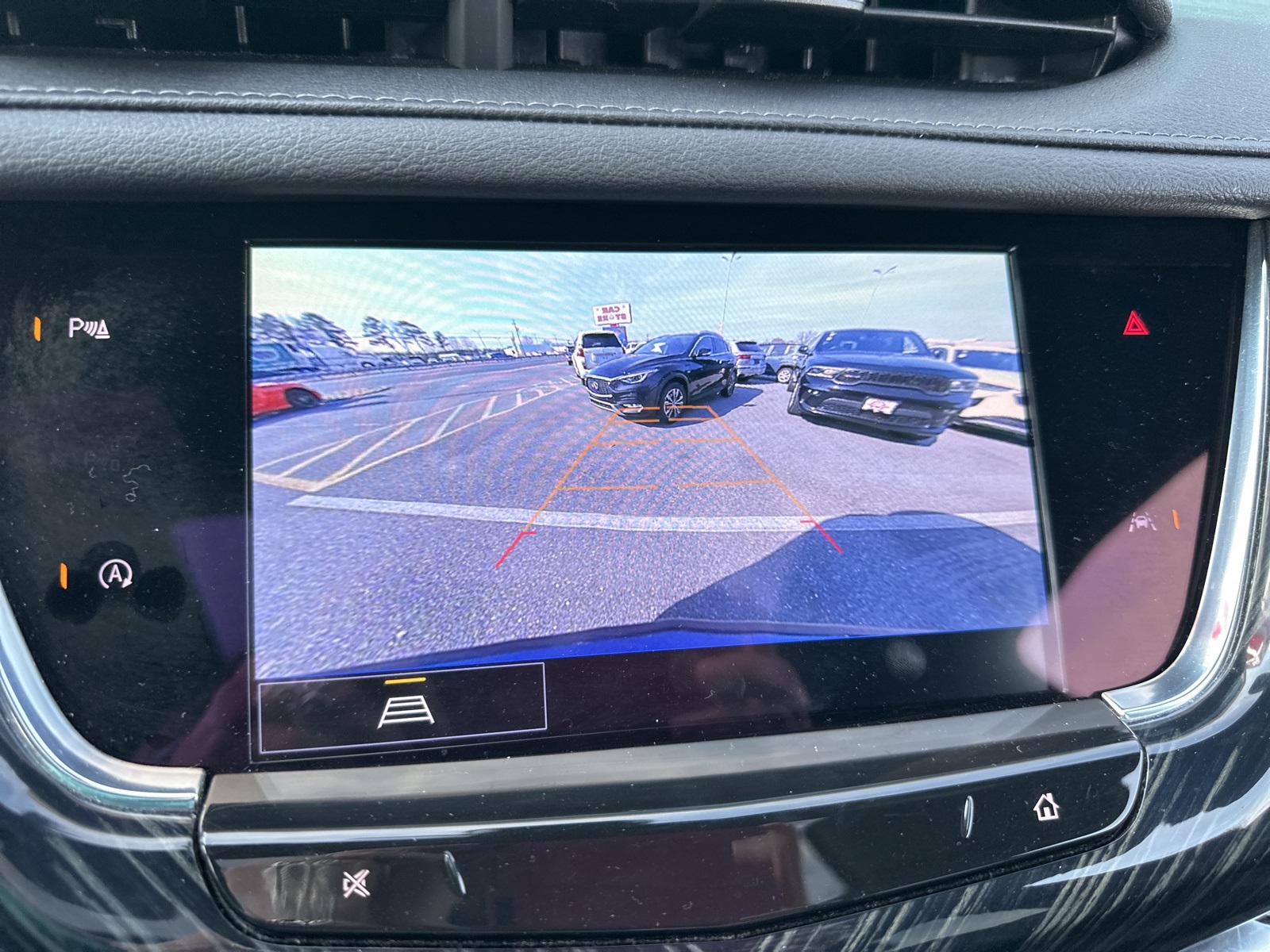 Vehicle image 35 of 36