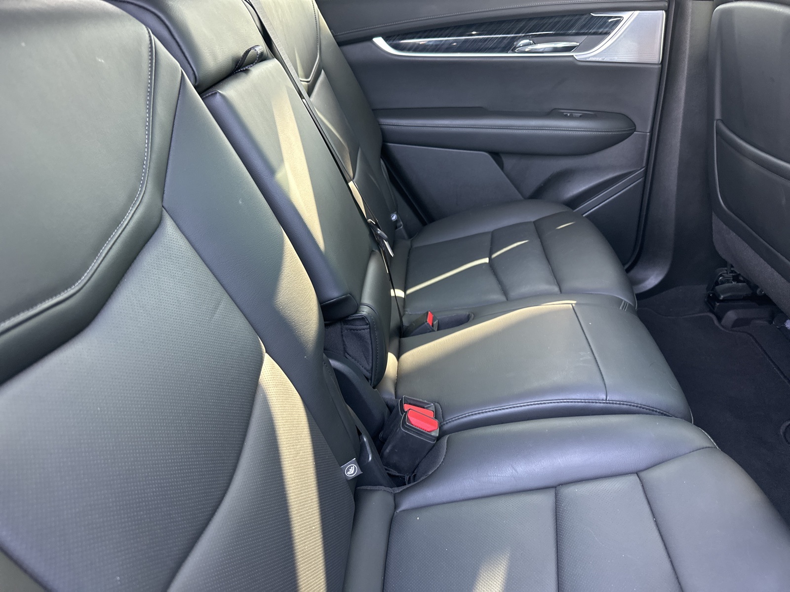 Vehicle image 22 of 36