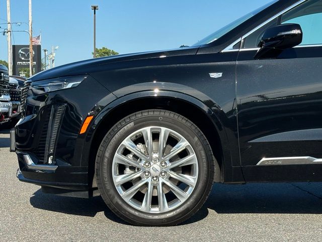 Vehicle image 9 of 28