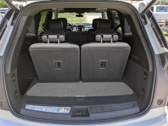 Vehicle image 13 of 35