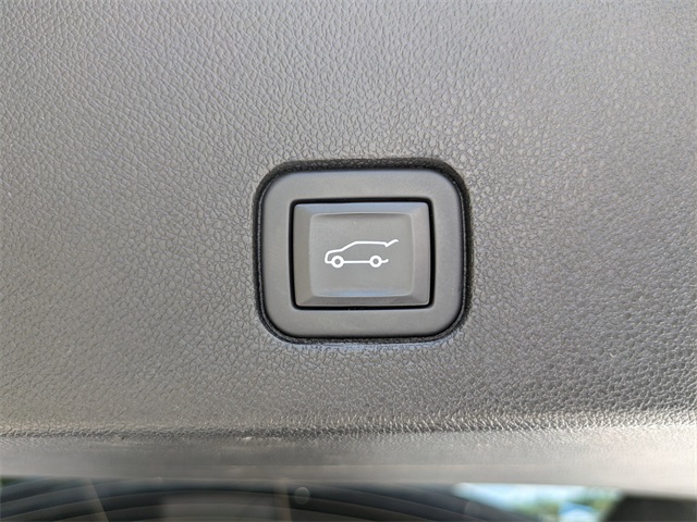 Vehicle image 15 of 35