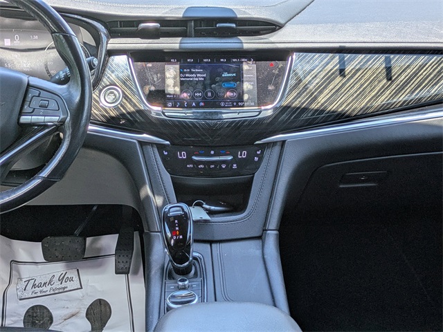 Vehicle image 19 of 35