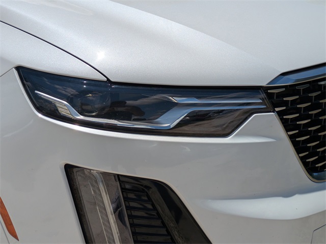 Vehicle image 10 of 35