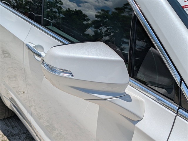 Vehicle image 11 of 35