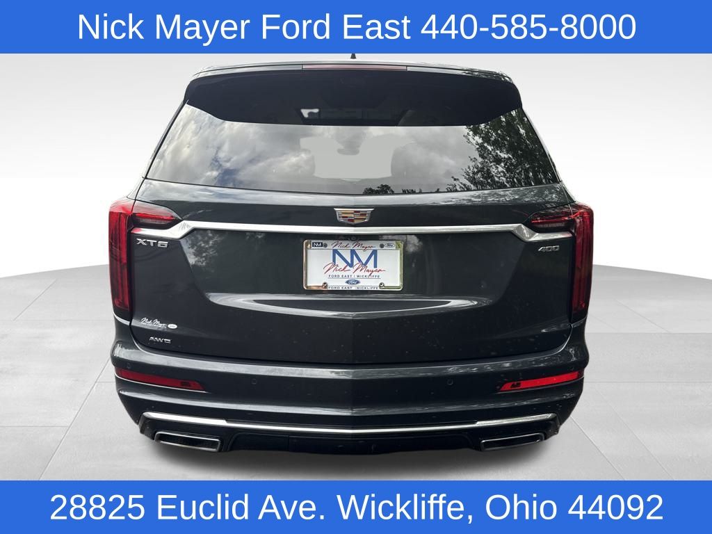 Vehicle image 4 of 34