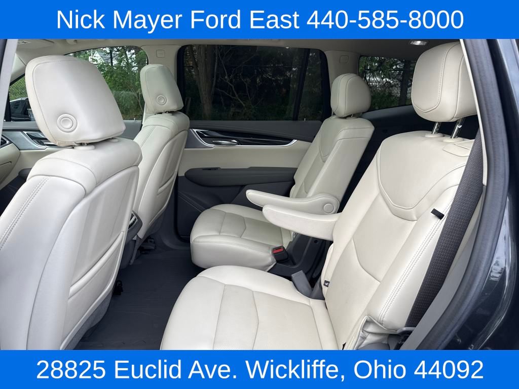 Vehicle image 14 of 34