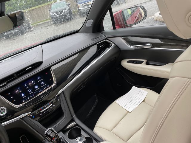 Vehicle image 34 of 45