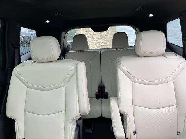 Vehicle image 14 of 45