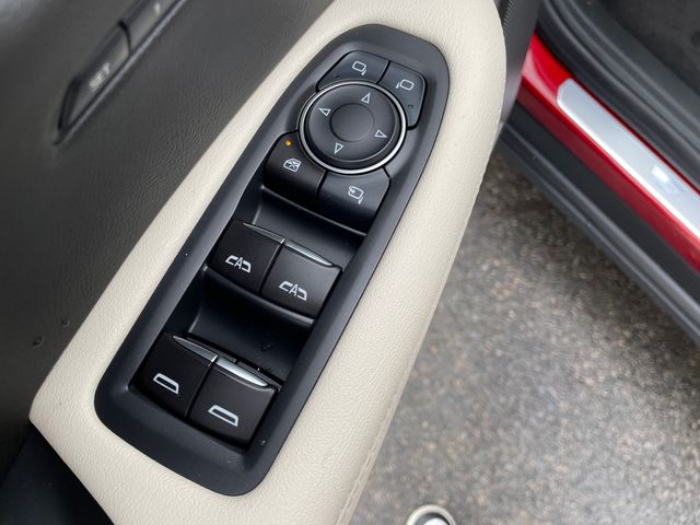 Vehicle image 38 of 45
