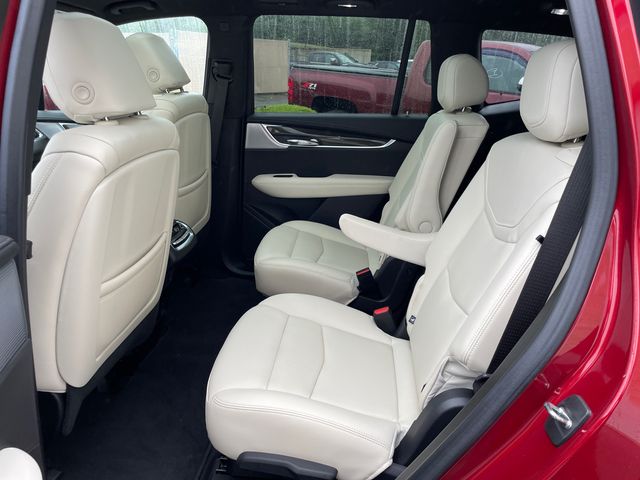 Vehicle image 12 of 45