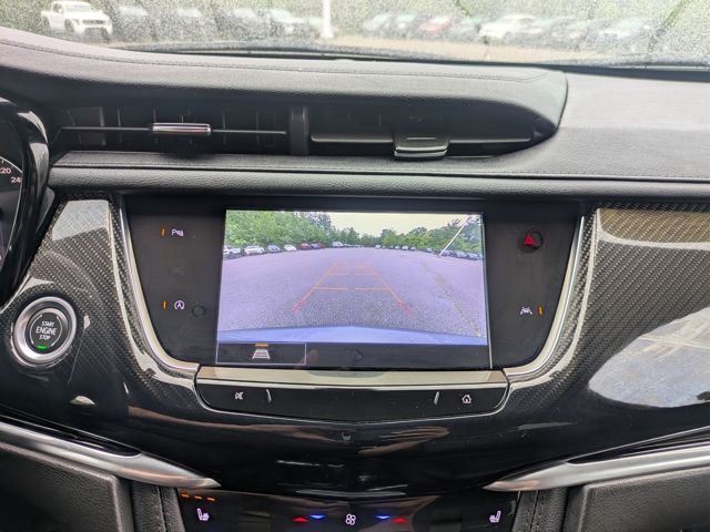 Vehicle image 18 of 32