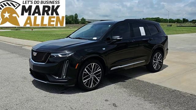 2023 Cadillac XT6 Sport Image 1 of 35